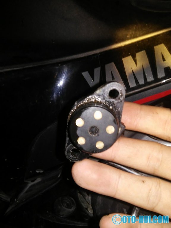 Công tắc báo số xe Yamaha Jupiter RC FI