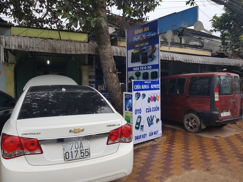 Garage ô tô Bình An tại Tây Ninh, chuyên điện ô tô, chìa remote, máy gầm