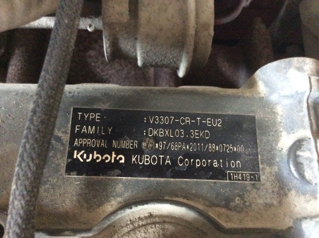 Động cơ Kubota V3307... lỗi 3701, ga lên cao nhất chỉ được 1200rpm.