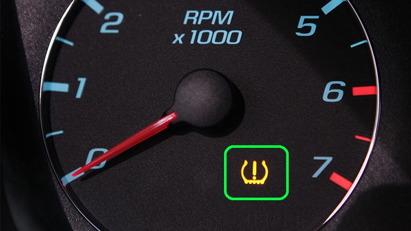 Hệ thống giám sát áp suất lốp (TPMS).jpg