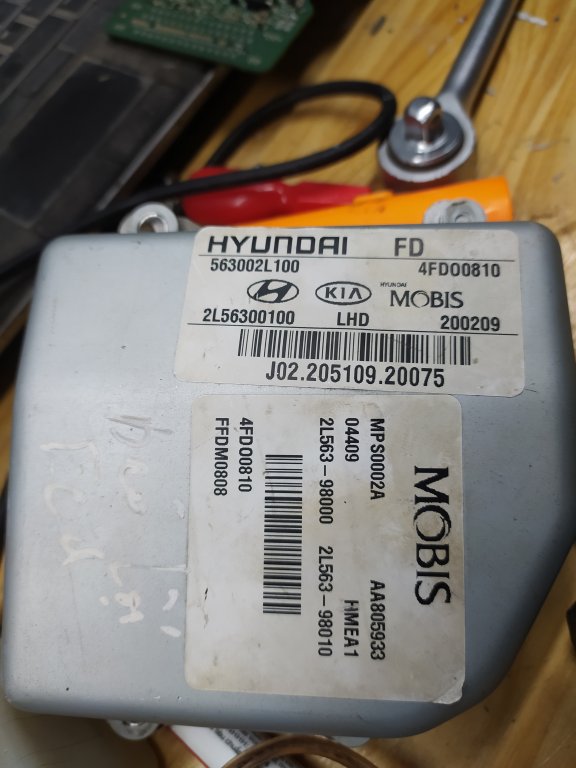 Hyundai i30 báo lỗi C1604 ECU hardware error và mất trợ lực