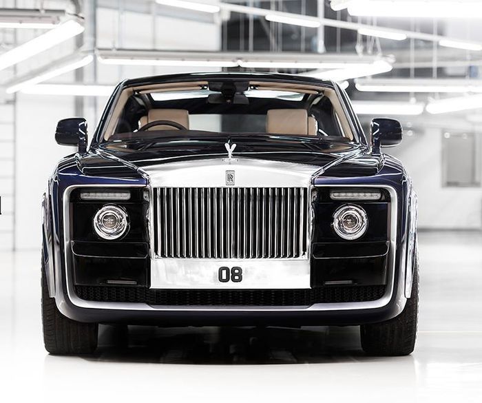 nghe-thuat-tao-hinh-khung-vo-coach-build-cua-Rolls-Royce-hon-100-nam-co-gi-dac-biet (7).jpg