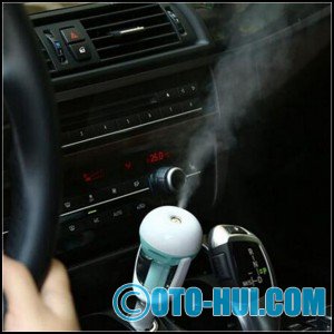 Portable-car-air-freshener-Ultrasonic-air-humidifier-300x300.jpg
