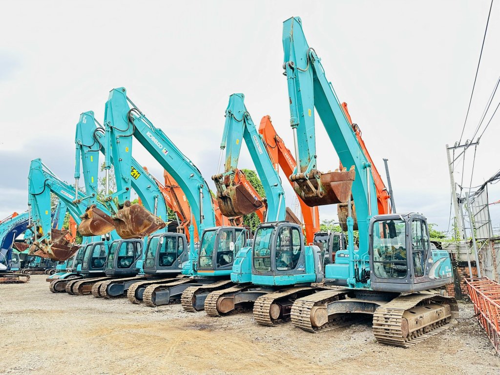 SO SÁNH XE ĐÀO KOBELCO SẢN XUẤT TẠI NHẬT BẢN VÀ SẢN XUẤT TẠI TRUNG QUỐC, ẤN ĐỘ