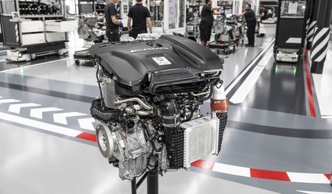 Mercedes-AMG vừa lập kỷ lục với động cơ M139 mới sản sinh 416 Hp 1.jpg