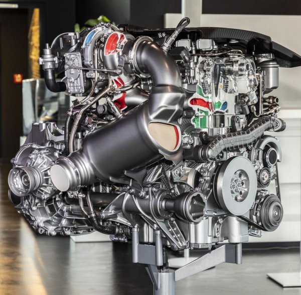 Mercedes-AMG vừa lập kỷ lục với động cơ M139 mới sản sinh 416 Hp 2.jpg