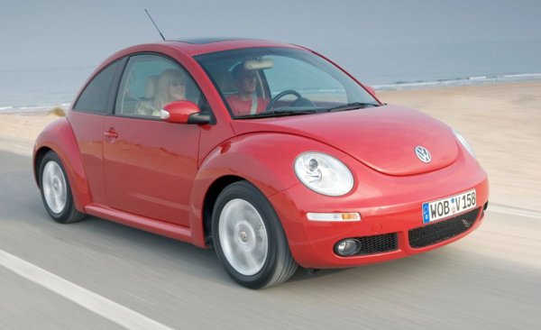 2006-Volkswagen-New-Beetle.jpg